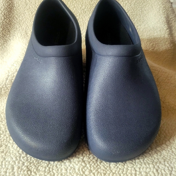 Crocs On The Clock LiteRide™ Navy Work Slip-On - Sz W/10, M/8 - Picture 3 of 9